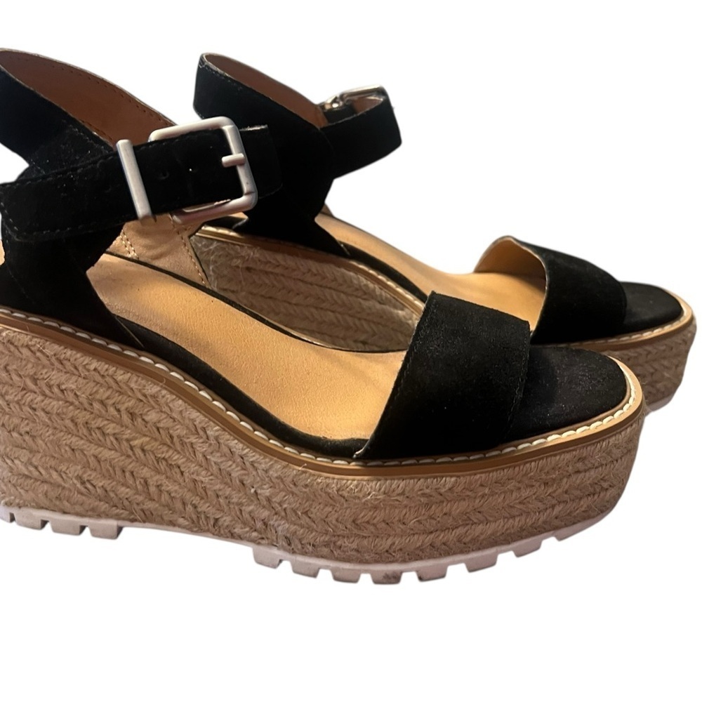 Crown Vintage Black and Tan Platform Wedge Sandals